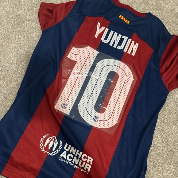 YUNJIN Le Serrafim Nike Blue and Red Dri-FIT Soccer Jersey - Picture 1 of 4